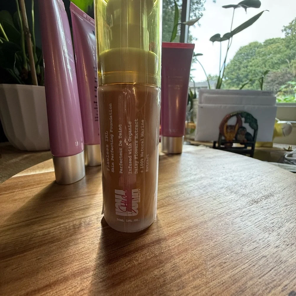 Mally Beauty Face Defender BB Cream - Tan and Medium Tan - Picture 2 of 5